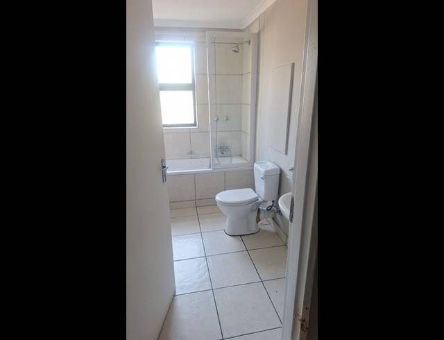 2 BEDROOM PROPERTY TO RENT IN FERNDALE